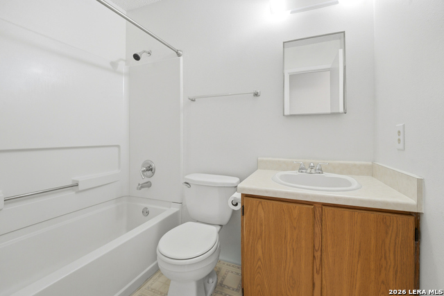 804 Meadow Peak Property Photo 12