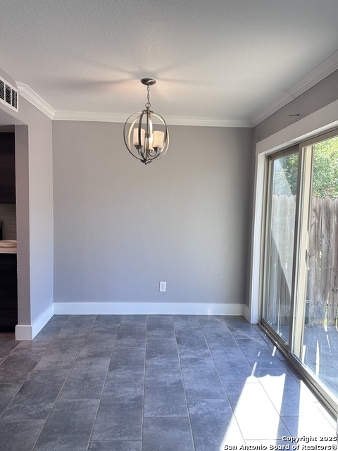 9806 Ardash Property Photo 3
