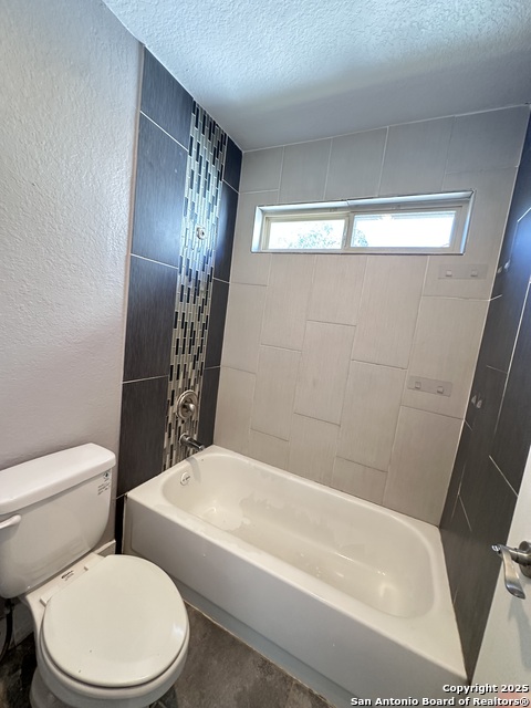 9806 Ardash Property Photo 9