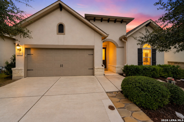 107 Escondido Property Photo 1