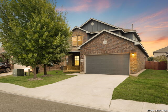 7906 Headwaters Trl Property Photo 1