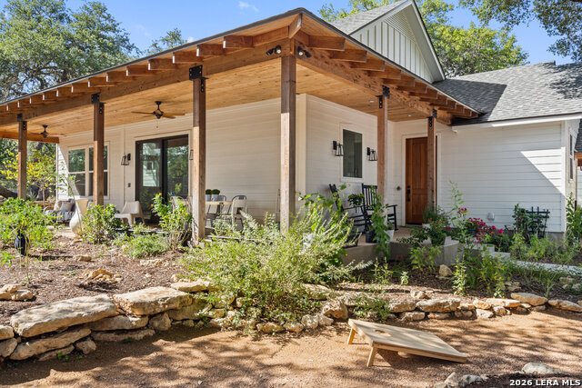 717 Lazy Creek Ln Property Photo 1