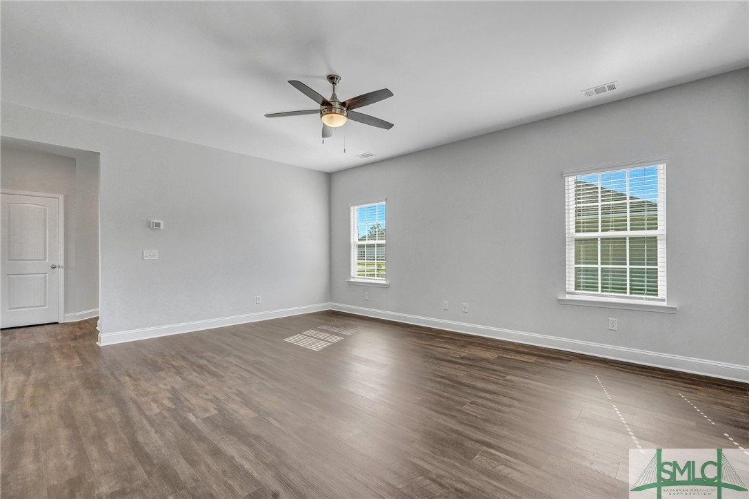 207 Glick Way Property Photo 13