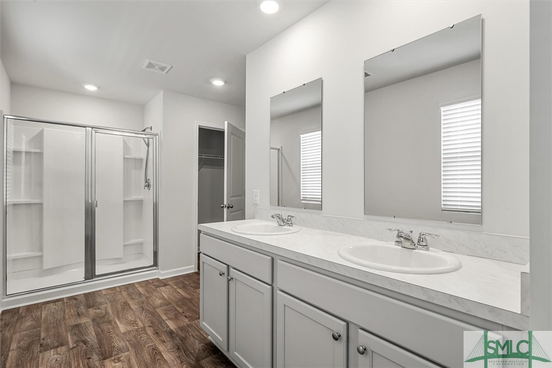 700 Chickadee Street Property Photo 20