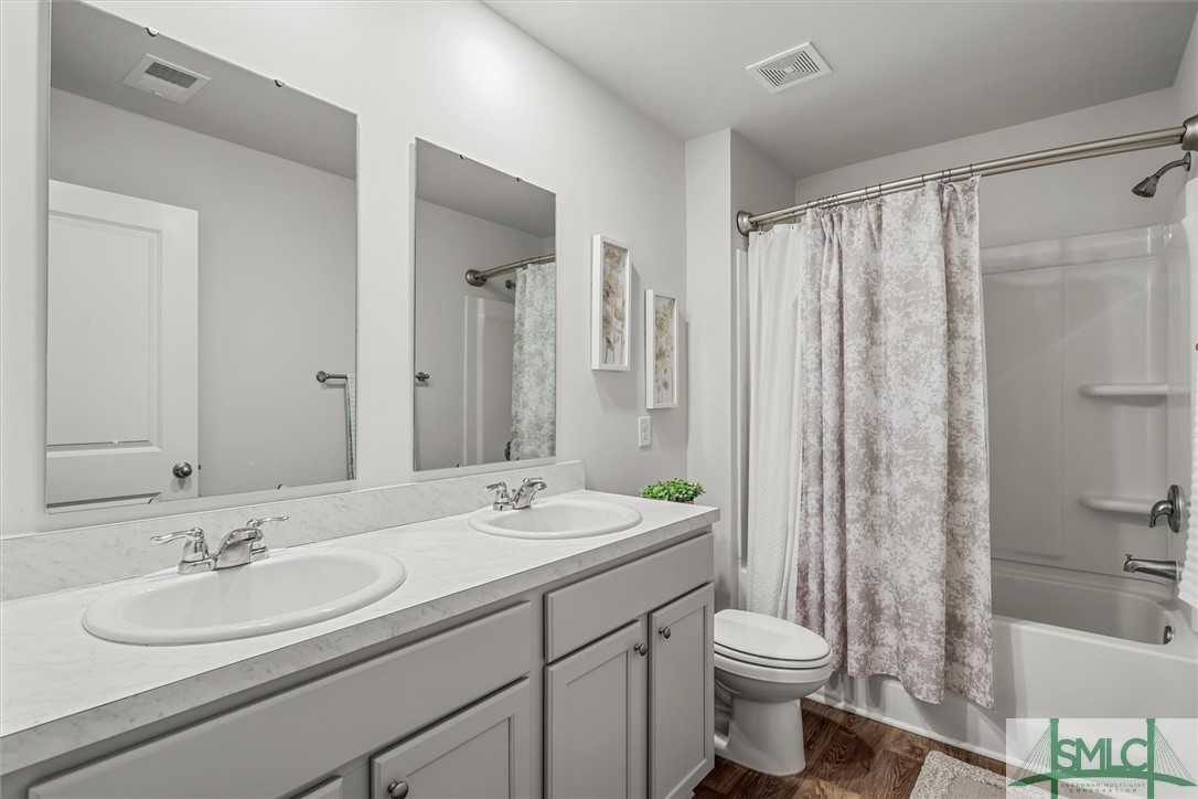 700 Chickadee Street Property Photo 27
