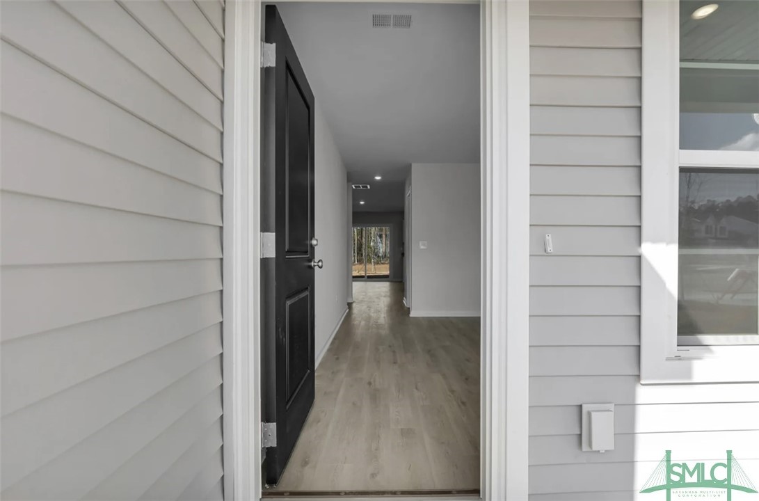 183 Waters Edge Way Property Photo 3