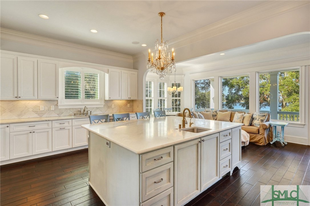1558 Wilmington Island Road Property Photo 7