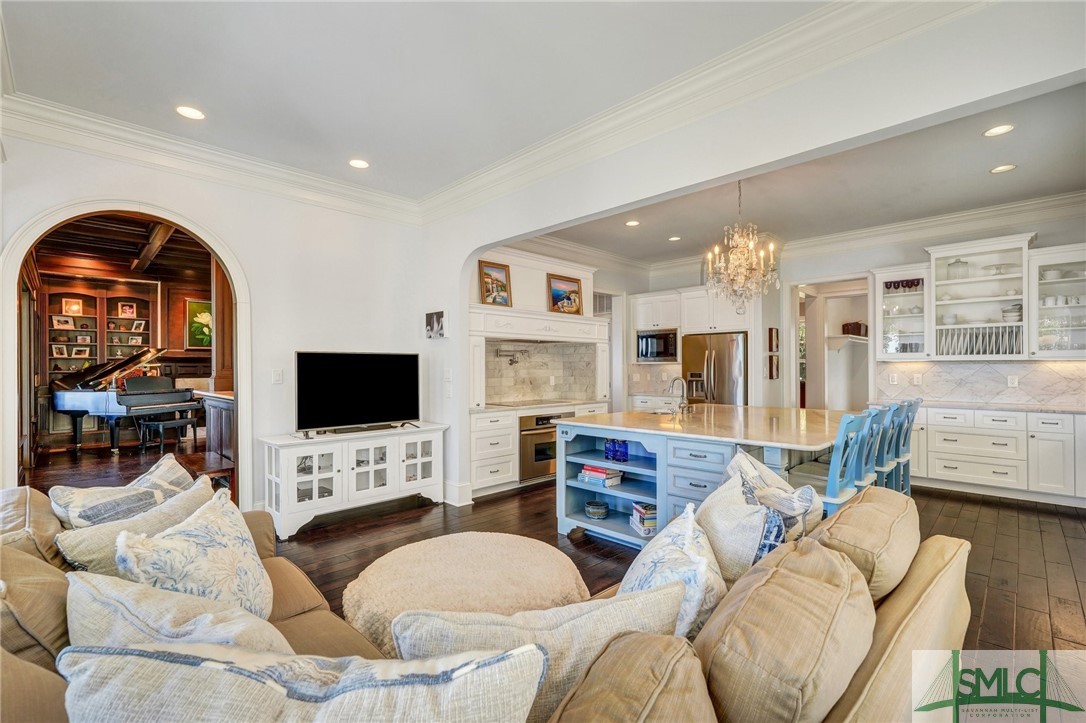 1558 Wilmington Island Road Property Photo 12