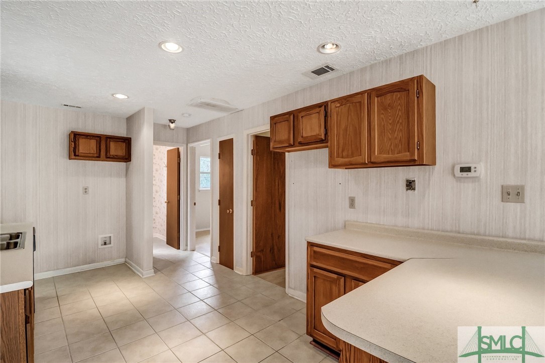 2 Lullwater Road Property Photo 15