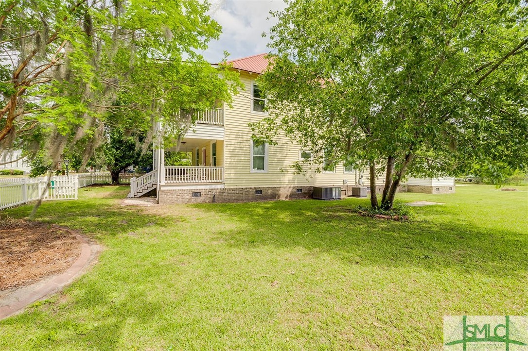 130 Fifth Street Property Photo 3