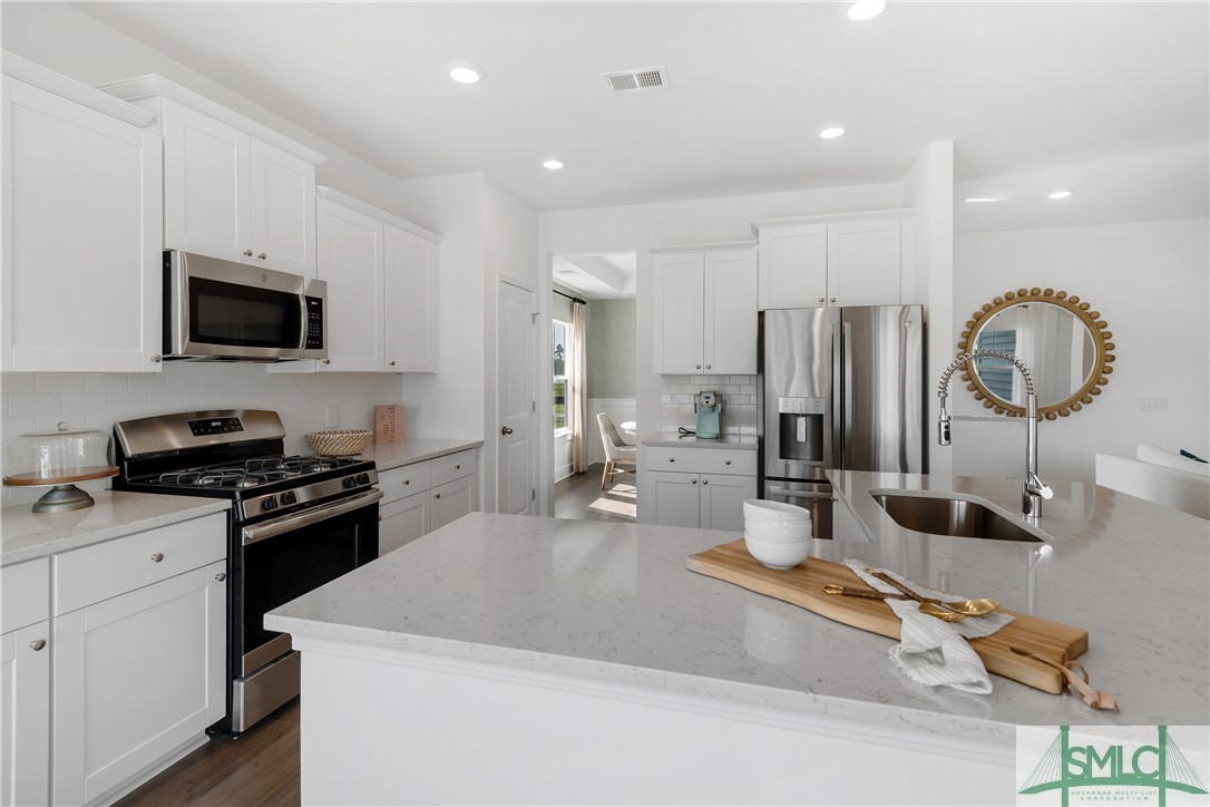 805 Blue Moon Crossing Property Photo 9