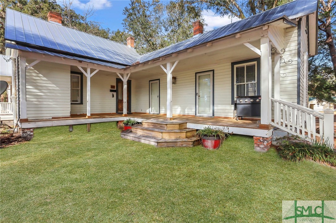 16 Barlow Road Property Photo 1