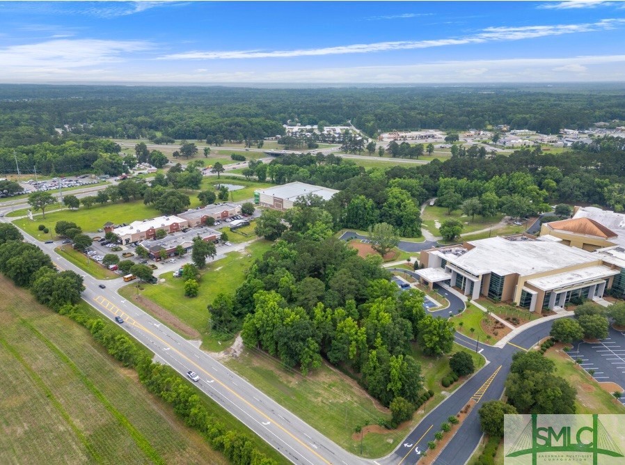 125 Little Neck Road Property Photo 4