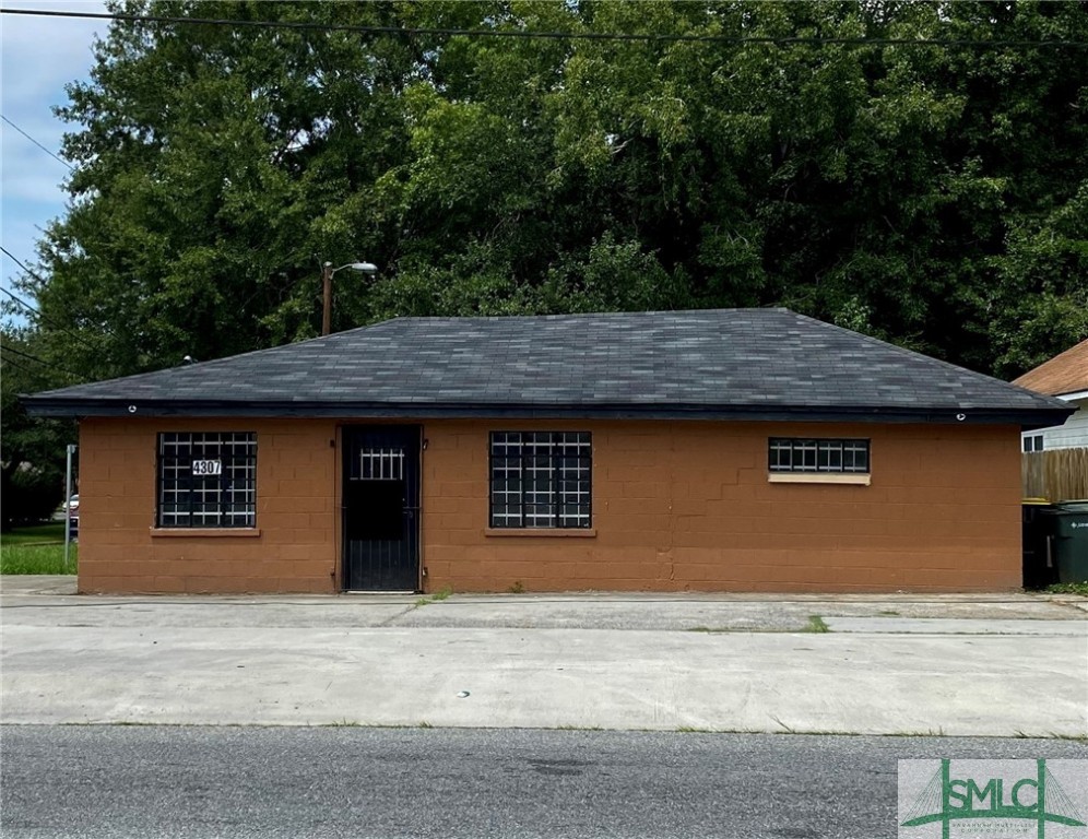 4307 Liberty Parkway Property Photo 2