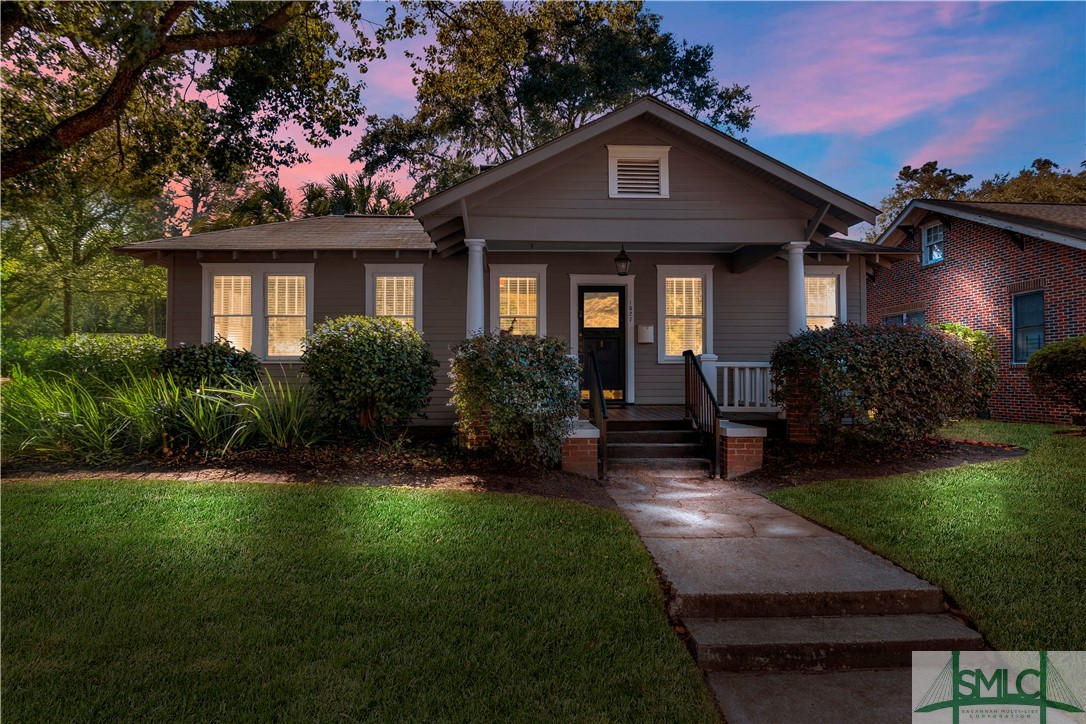 1527 E 50th Street Property Photo