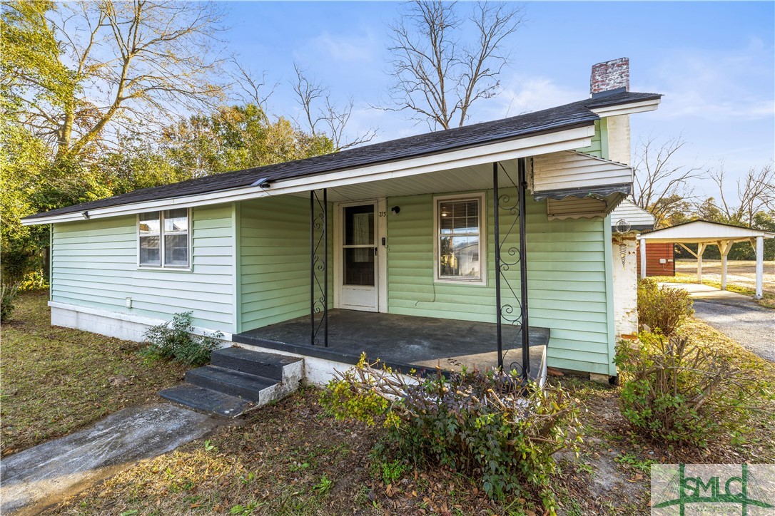 213 W Mendell Avenue Property Photo