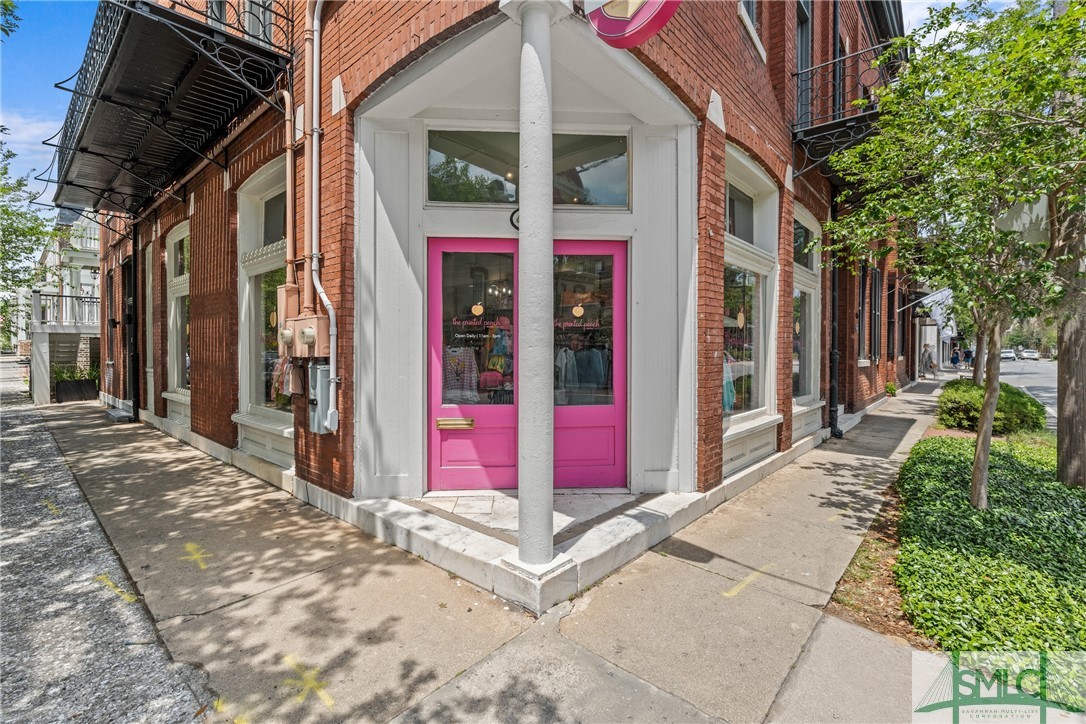 417 Whitaker Street Property Photo 11