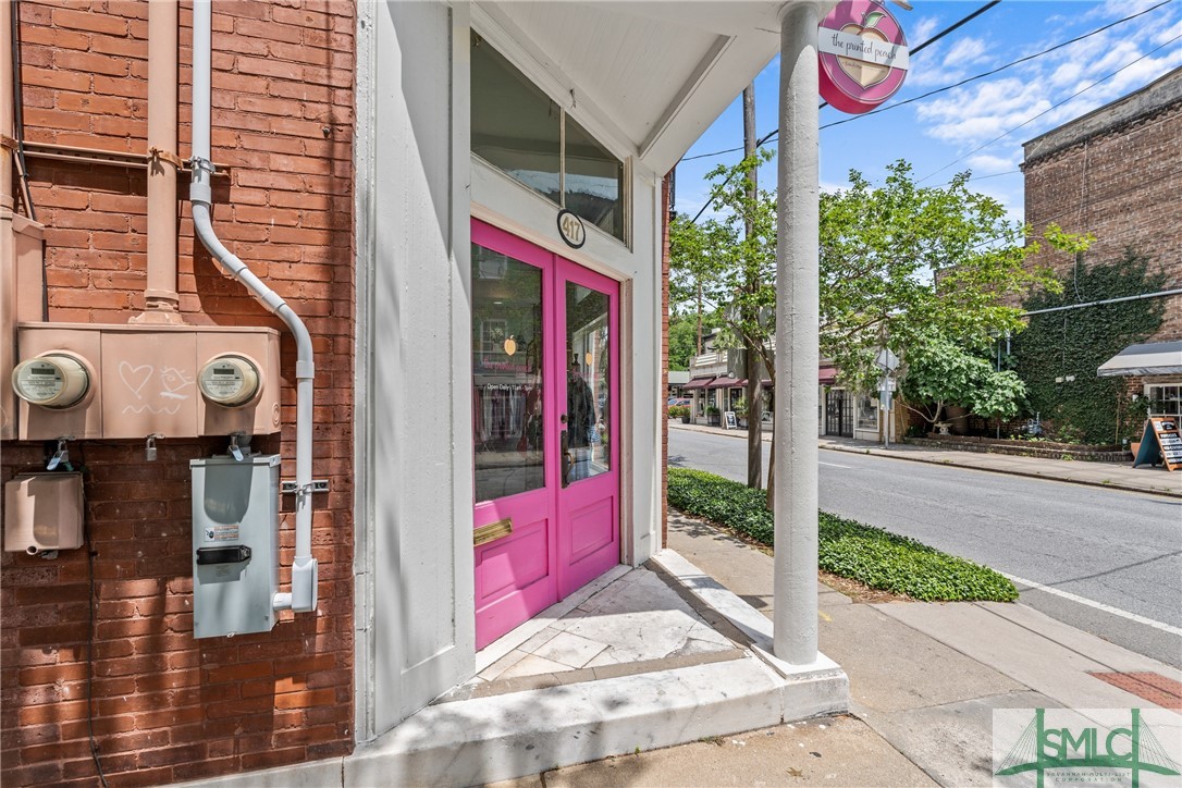 417 Whitaker Street Property Photo 12