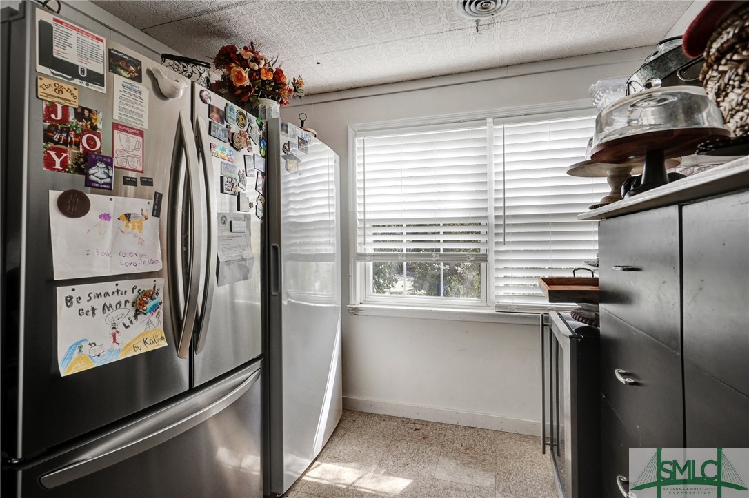 24 Van Horne Avenue Property Photo 9