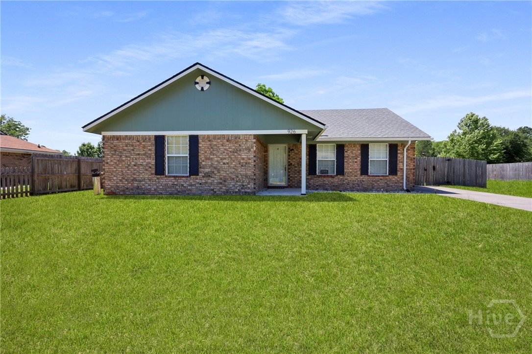 926 Poppleton Drive Property Photo 1