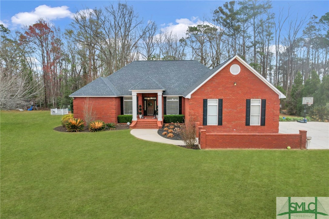 111 Oakridge Drive Property Photo