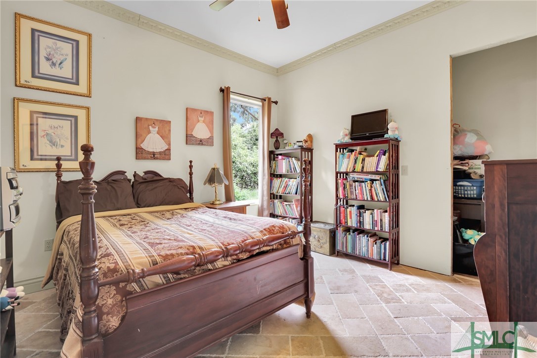 2132 Grove Point Road Property Photo 36