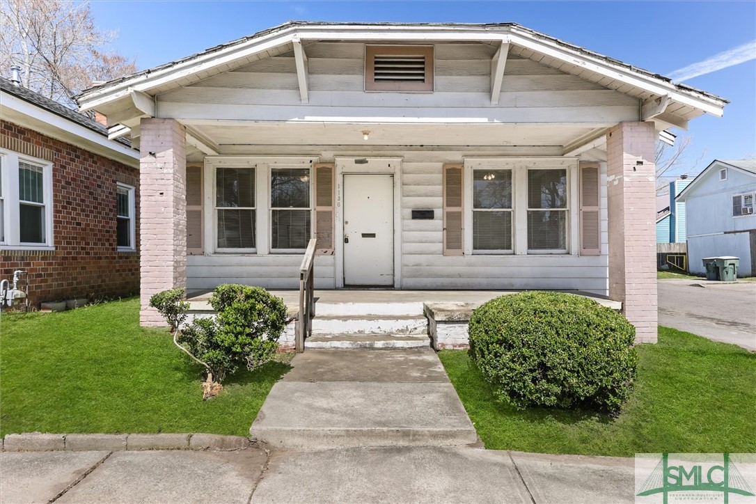 1136 E 39th Street Property Photo