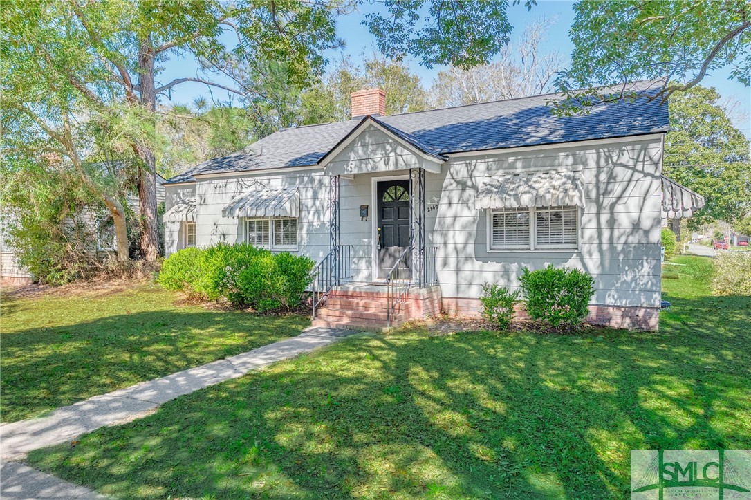 2142 E 42 Street Property Photo