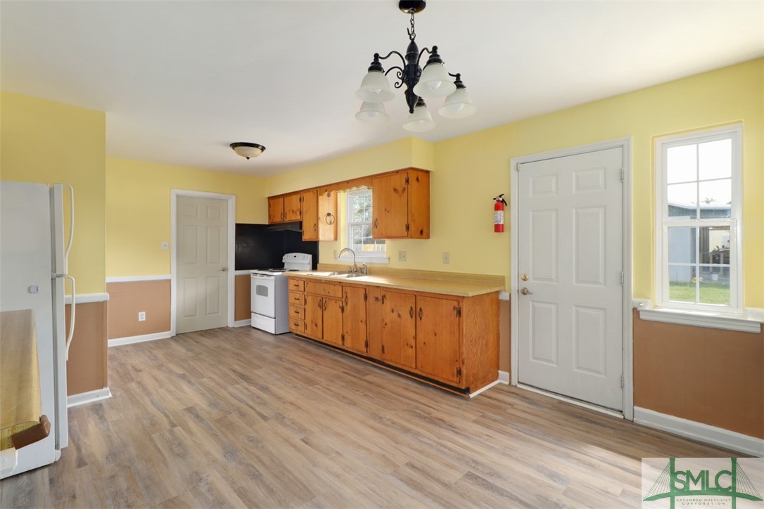 107 15th Street W A Property Photo 17
