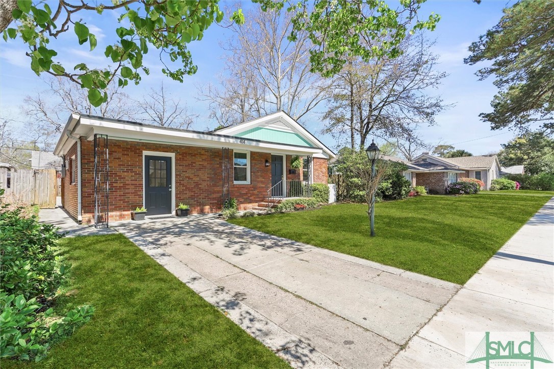 414 E 54th Street Property Photo 1