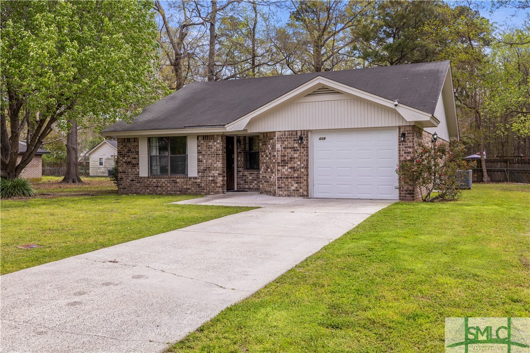 608 Manden Lane Property Photo
