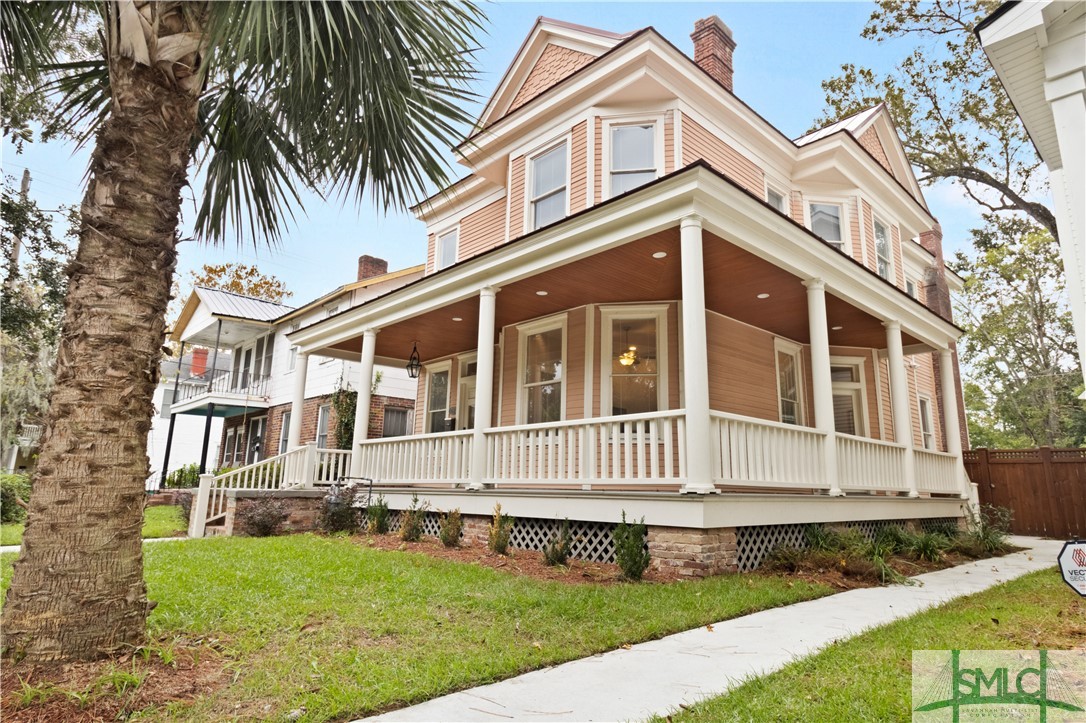 706 E Henry Street