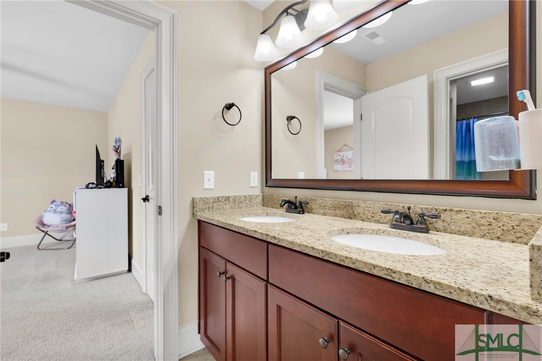 212 Blandford Way Property Photo 21