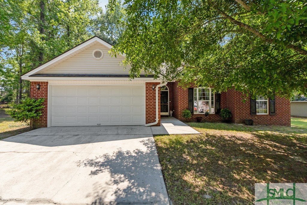 290 Creekside Circle Property Photo 1