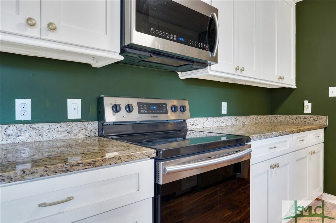 2208 Lorraine Court Property Photo 14
