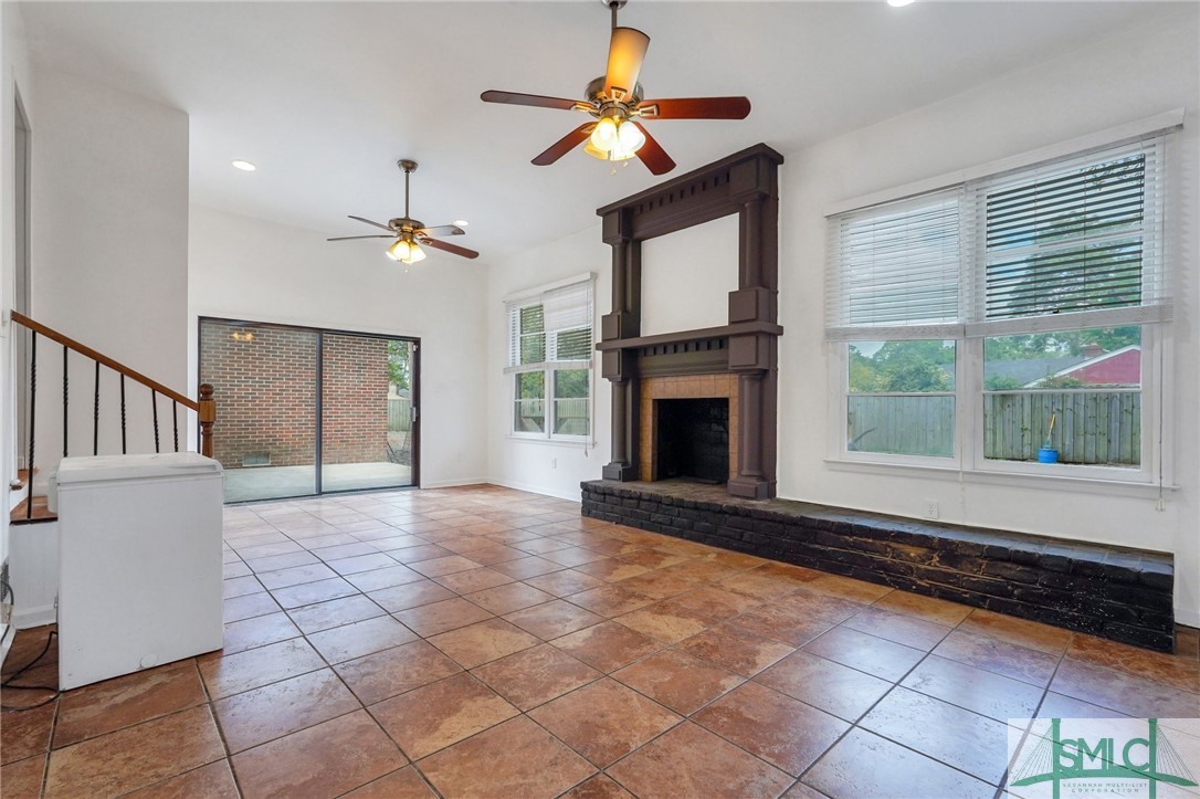 2208 Lorraine Court Property Photo 23
