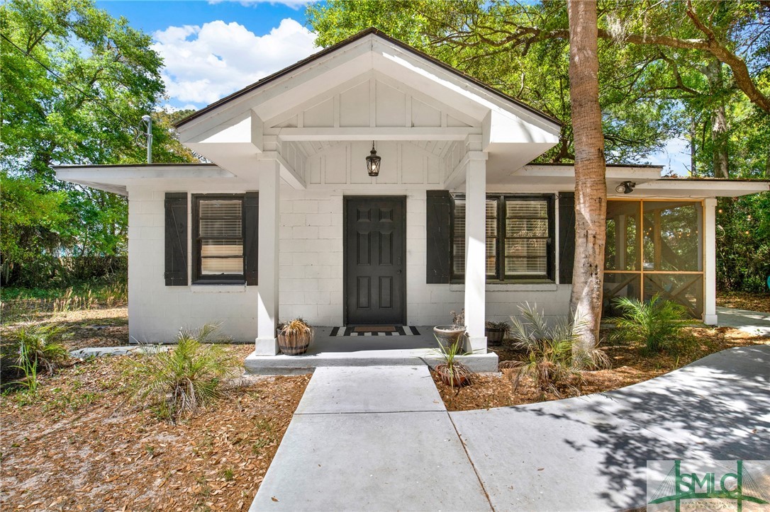 1307 Solomon Avenue Property Photo 1