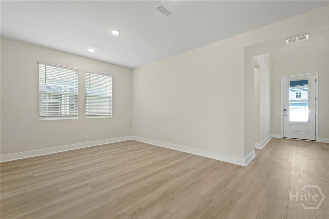 115 Mage Street Property Photo 3