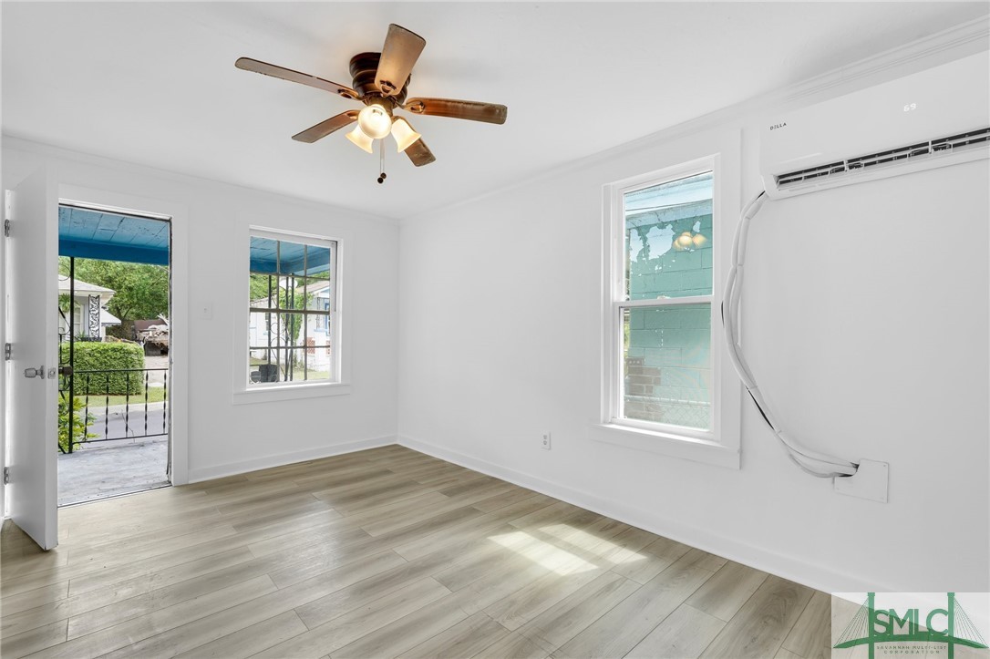 627 W 48th Street Property Photo 15