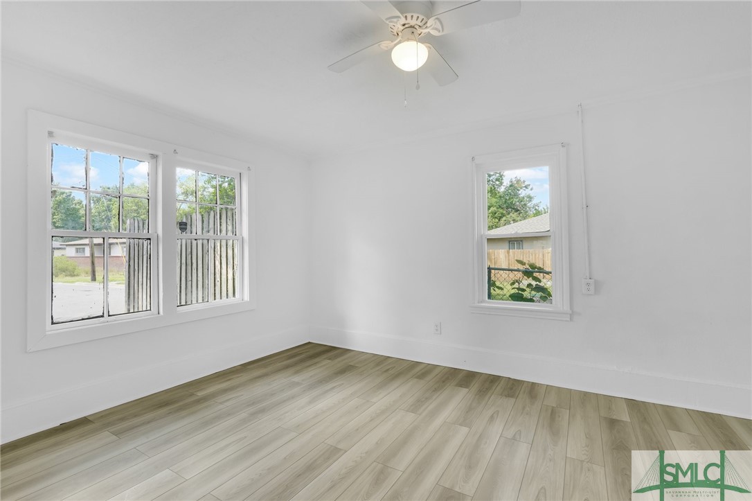 627 W 48th Street Property Photo 24