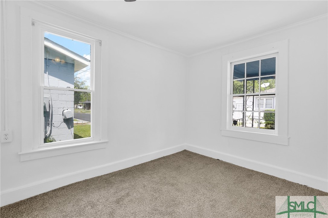 627 W 48th Street Property Photo 36