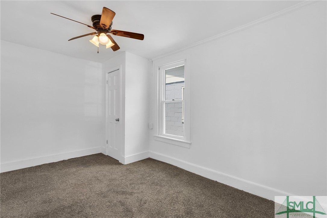 627 W 48th Street Property Photo 37