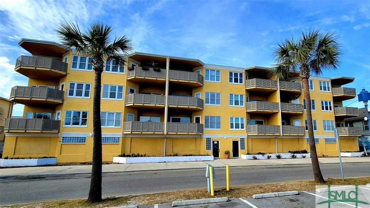 1609 Strand Avenue 206 Property Photo