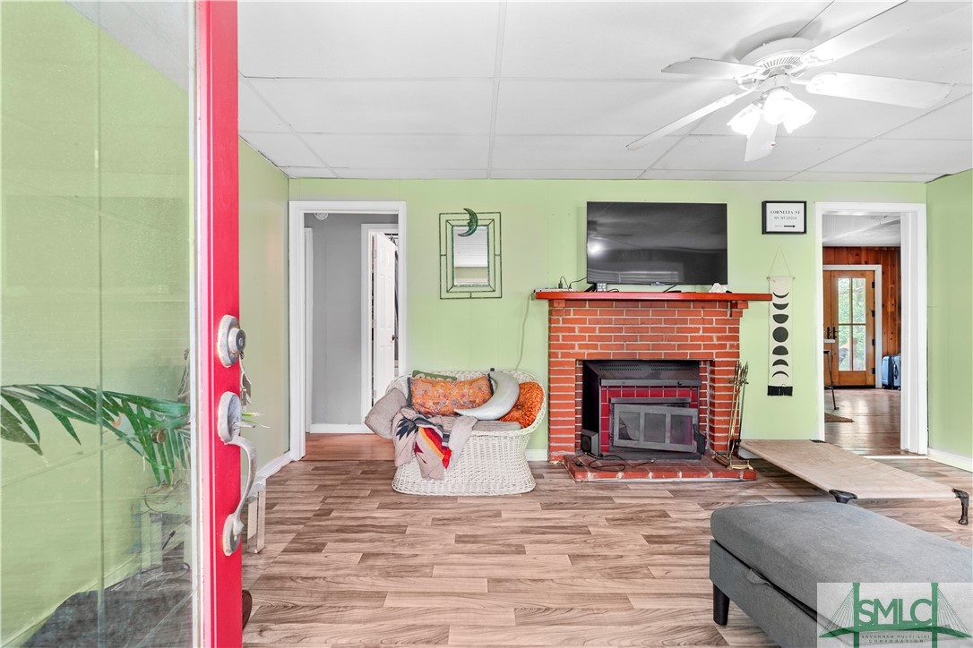 208 Appleby Road Property Photo 4