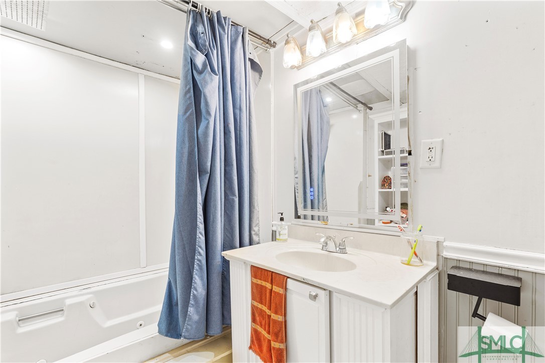 208 Appleby Road Property Photo 16