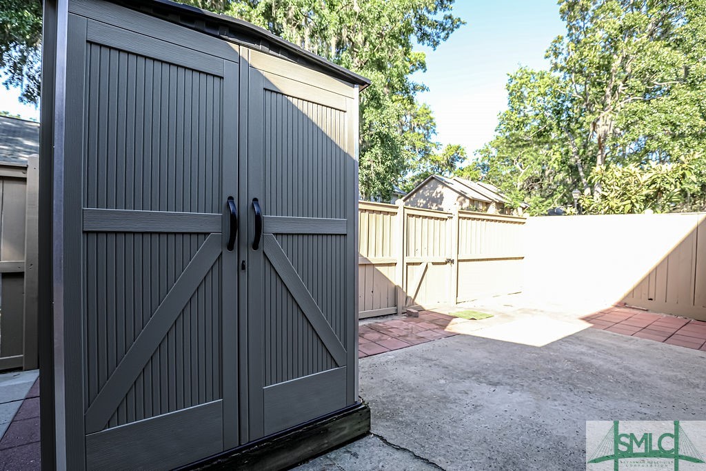 5 Hidden Lake Court Property Photo 45