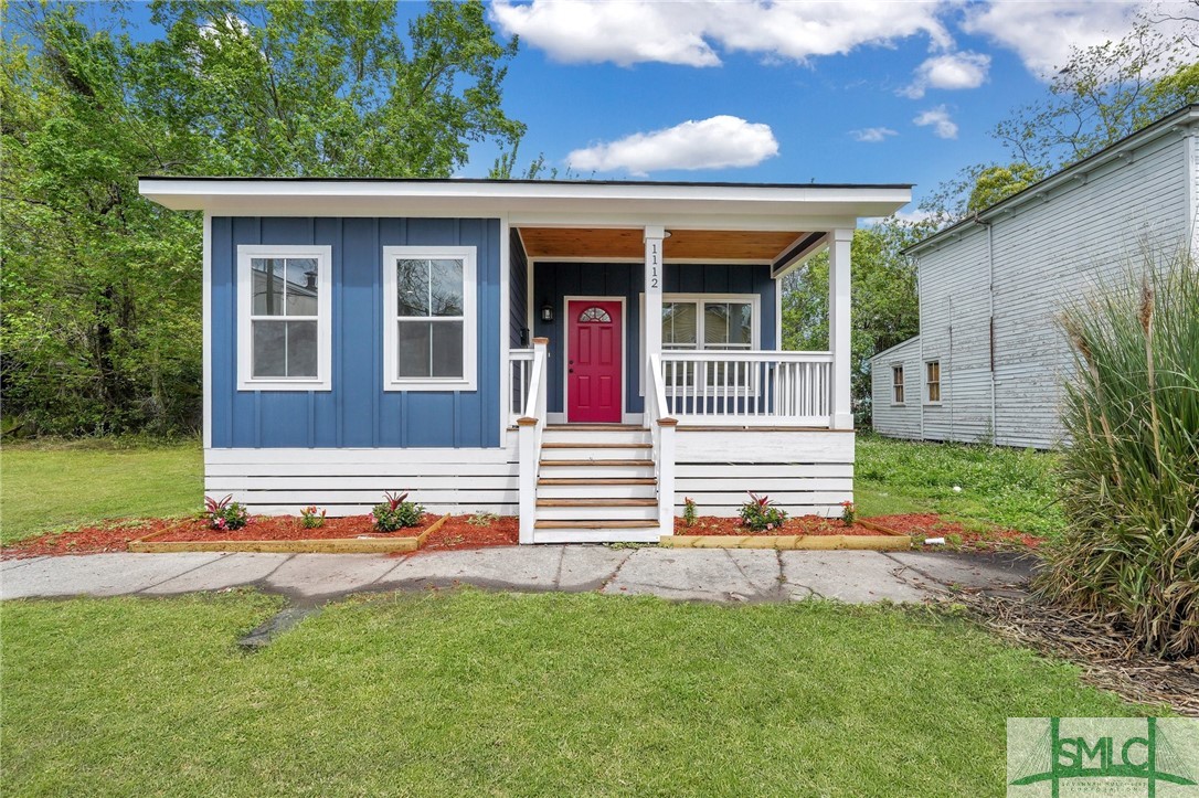 1112 E Waldburg Street Property Photo 1