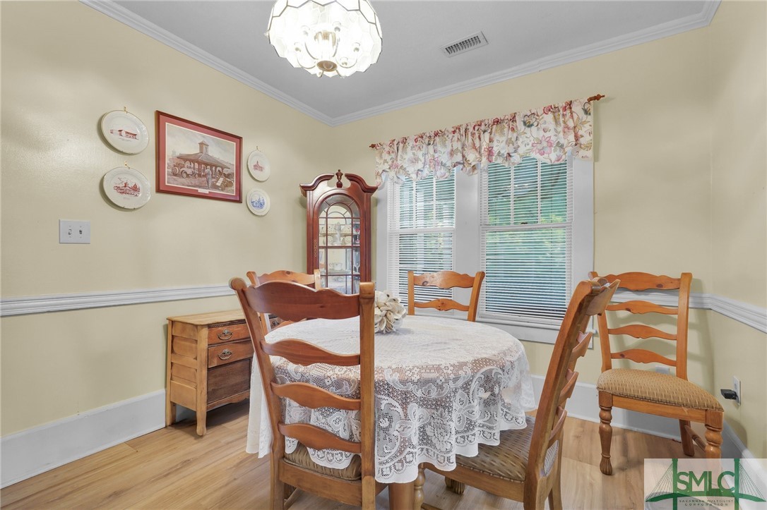 614 S Main Street Property Photo 10