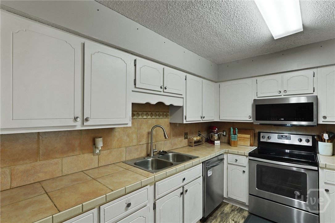 1405 Desert Storm Drive Property Photo 13