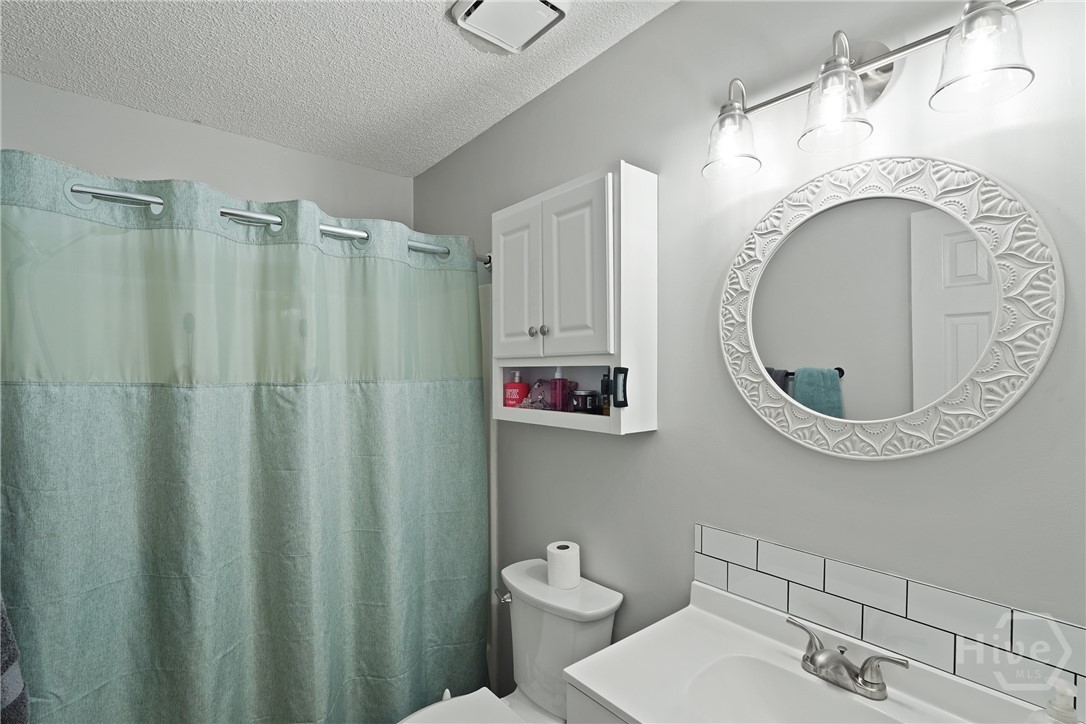 1405 Desert Storm Drive Property Photo 26